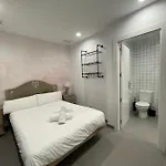 Hostel Vtz The Botanic Zaragoza