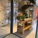 Vtz The Botanic Hostel Zaragoza