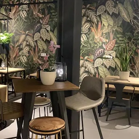 Hostel Vtz The Botanic Zaragoza
