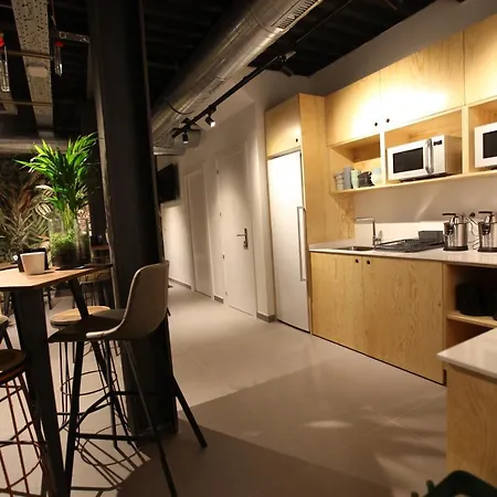 Vtz The Botanic Hostel