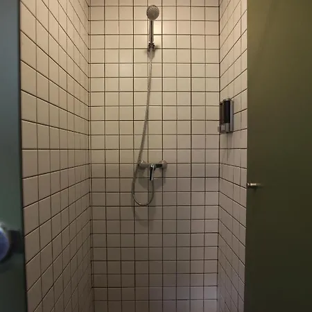 Vtz The Botanic Hostel